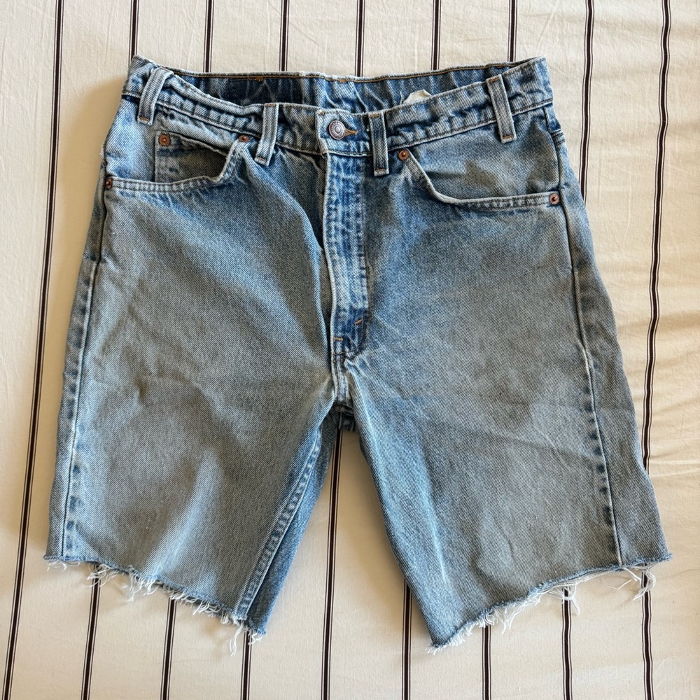 Perfect orange tab Levi’s cutoffs